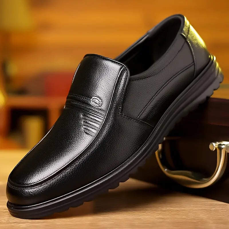 Elegante Herren Loafer – Handgefertigt aus Italienischem Leder – Schwarz & Braun Verfügbar