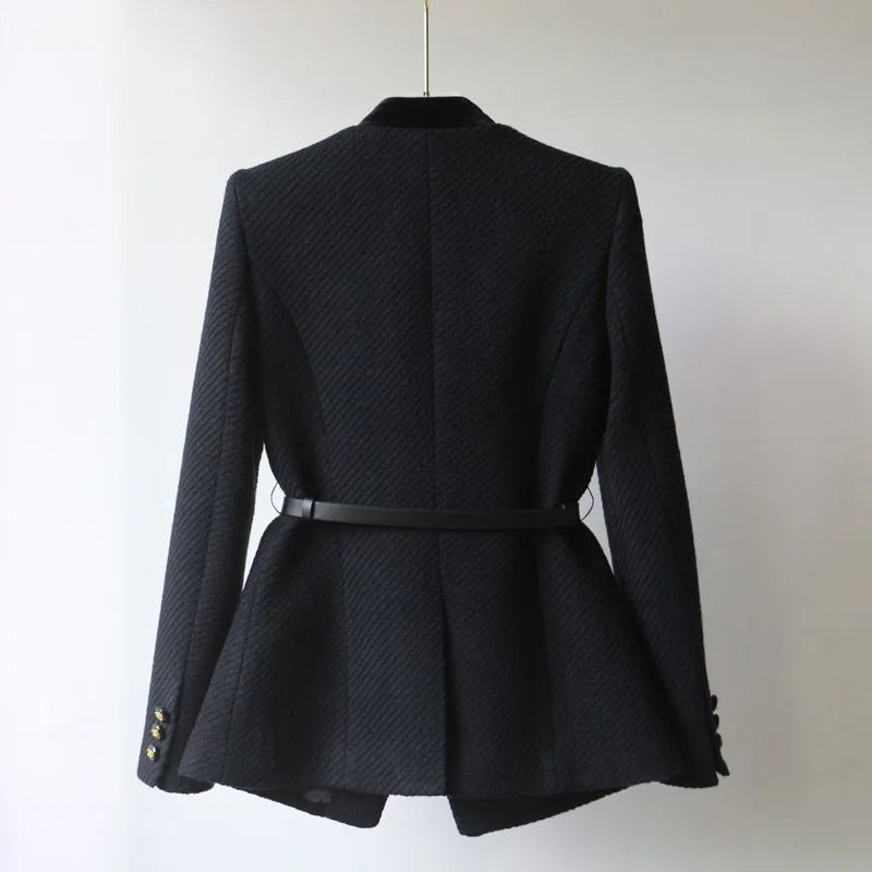 Eleganter Damen Wollmantel – Figurschmeichelnder Schnitt für Wintertage – Schwarz