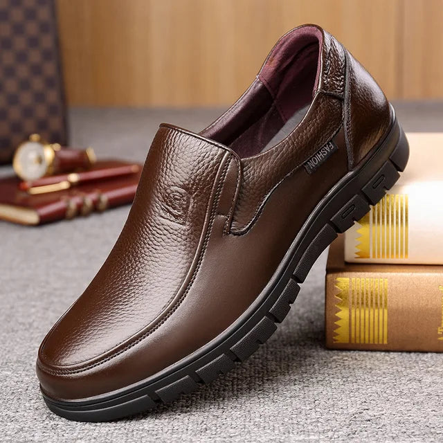 Handgefertigte Freizeitschuhe für Herren – Stilvoll & Komfortabel