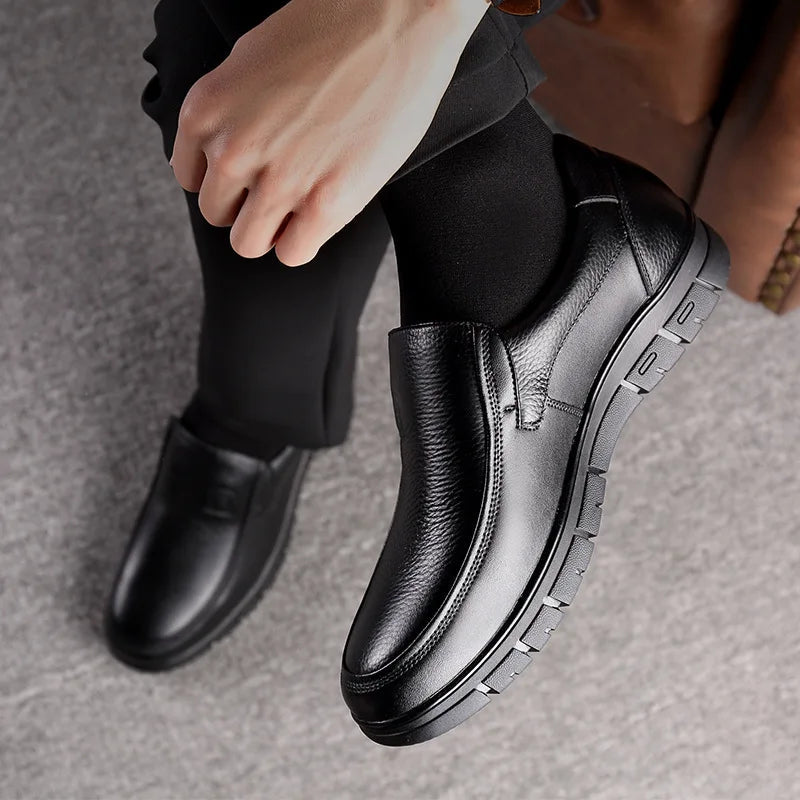 Handgefertigte Freizeitschuhe für Herren – Stilvoll & Komfortabel