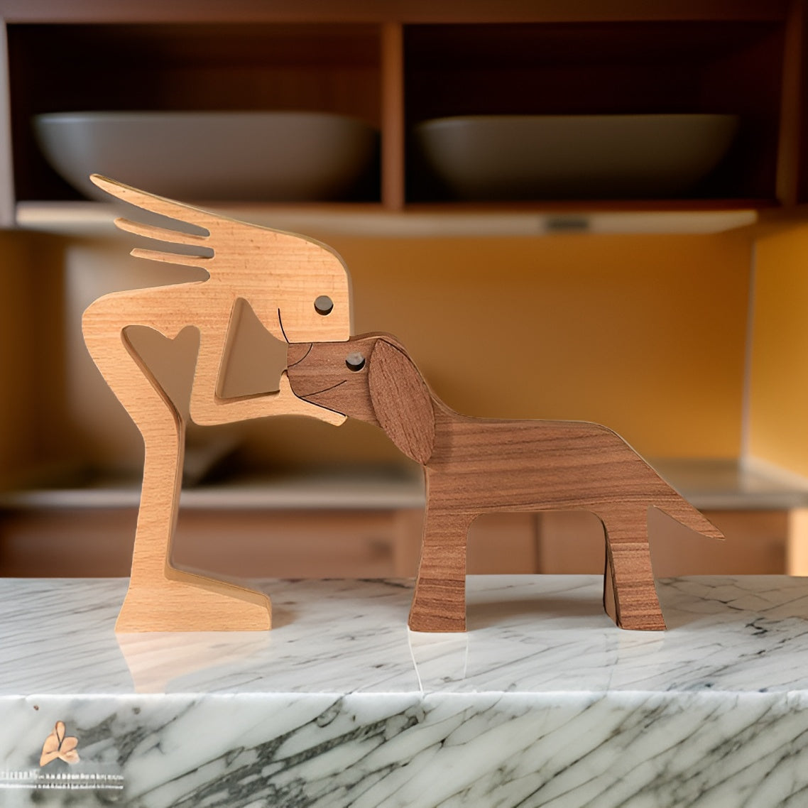 HeartPaw – Handgefertigte Holzskulptur als Symbol der Freundschaft zwischen Mensch & Hund
