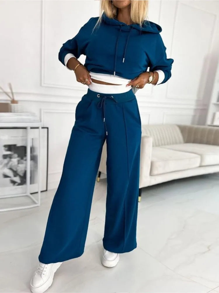 Kapuzenoberteil und weite Hose für Damen – Lässiger Komfort & Stil