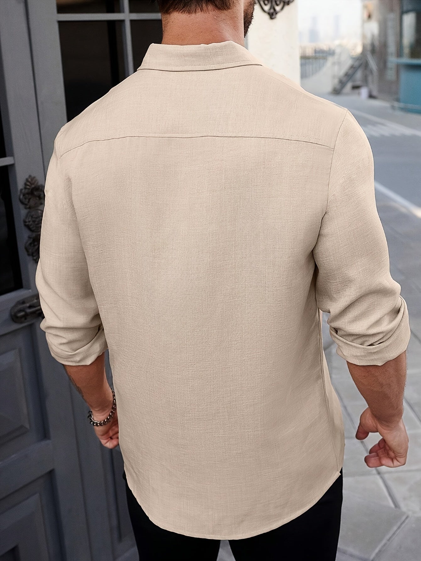 Kurtis – Herren Stehkragenhemd – Locker & Stilvoll