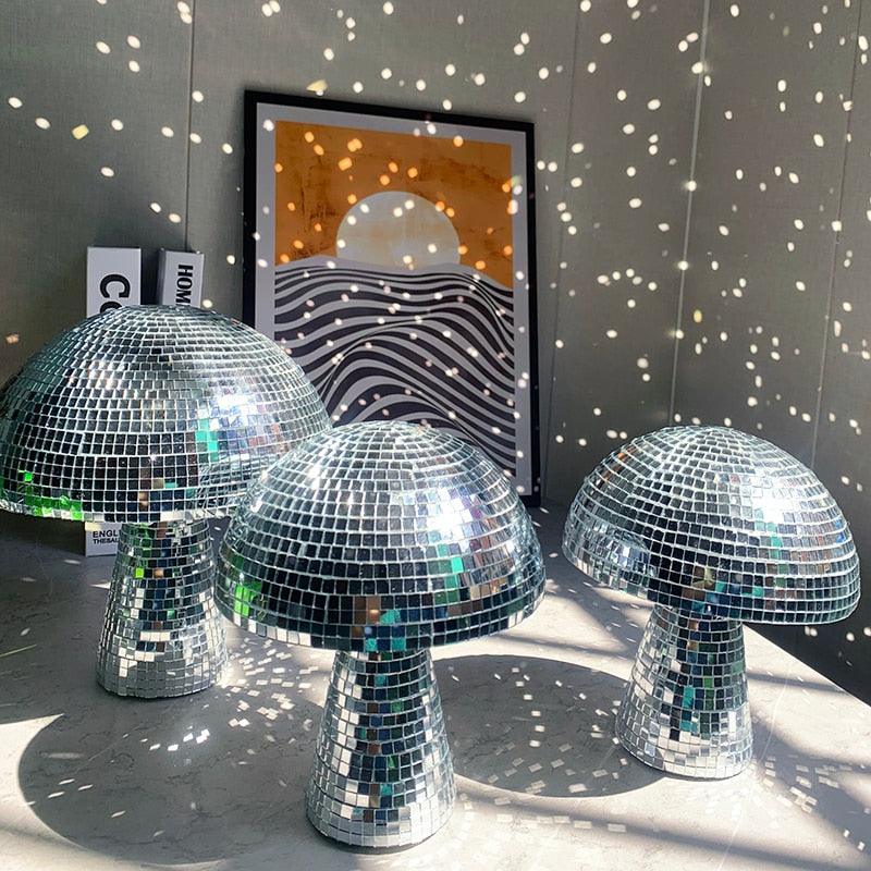 LUMO – Spiegelnder Deko-Pilz im Retro-Design