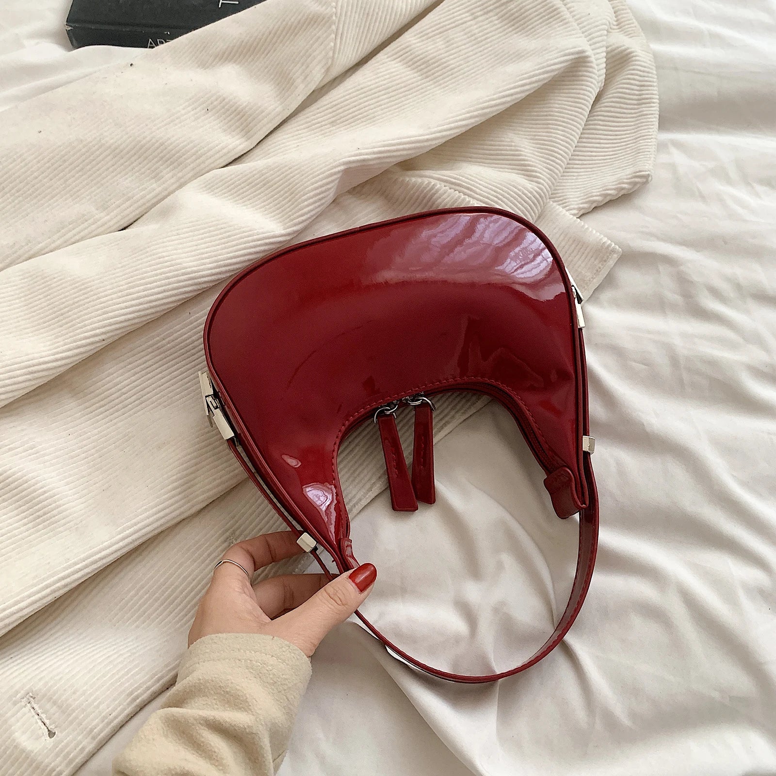 Vintage Chic – Umhängetasche – Stilvolles Design & Praktische Funktionalität