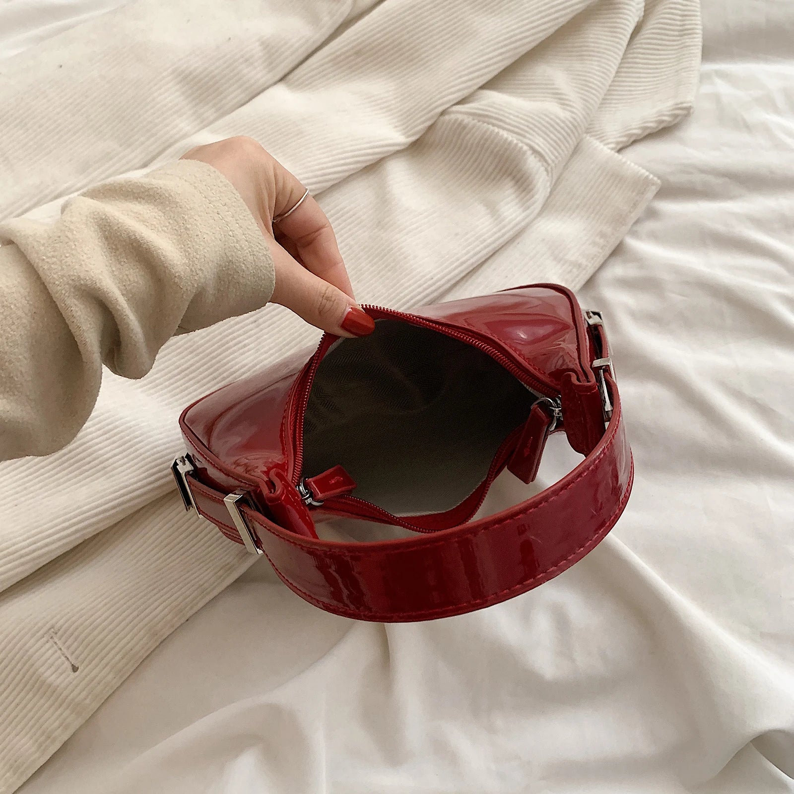 Vintage Chic – Umhängetasche – Stilvolles Design & Praktische Funktionalität