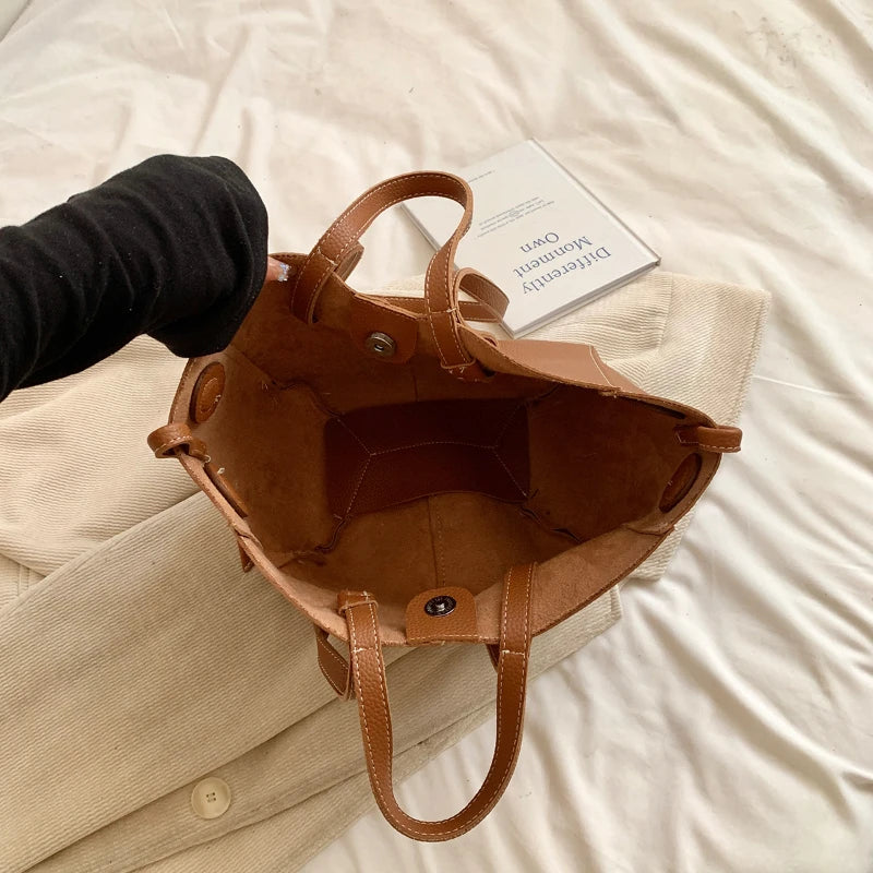 Vintage Eleganz – Damen Umhängetasche – Klassisches Design