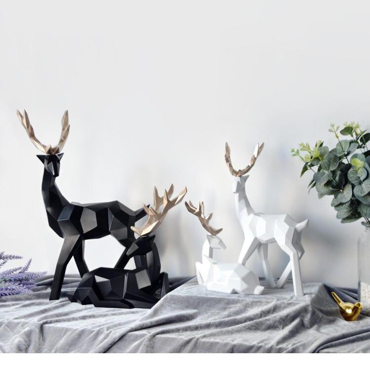 AuroraStag – Abstraktes Hirschfiguren-Set
