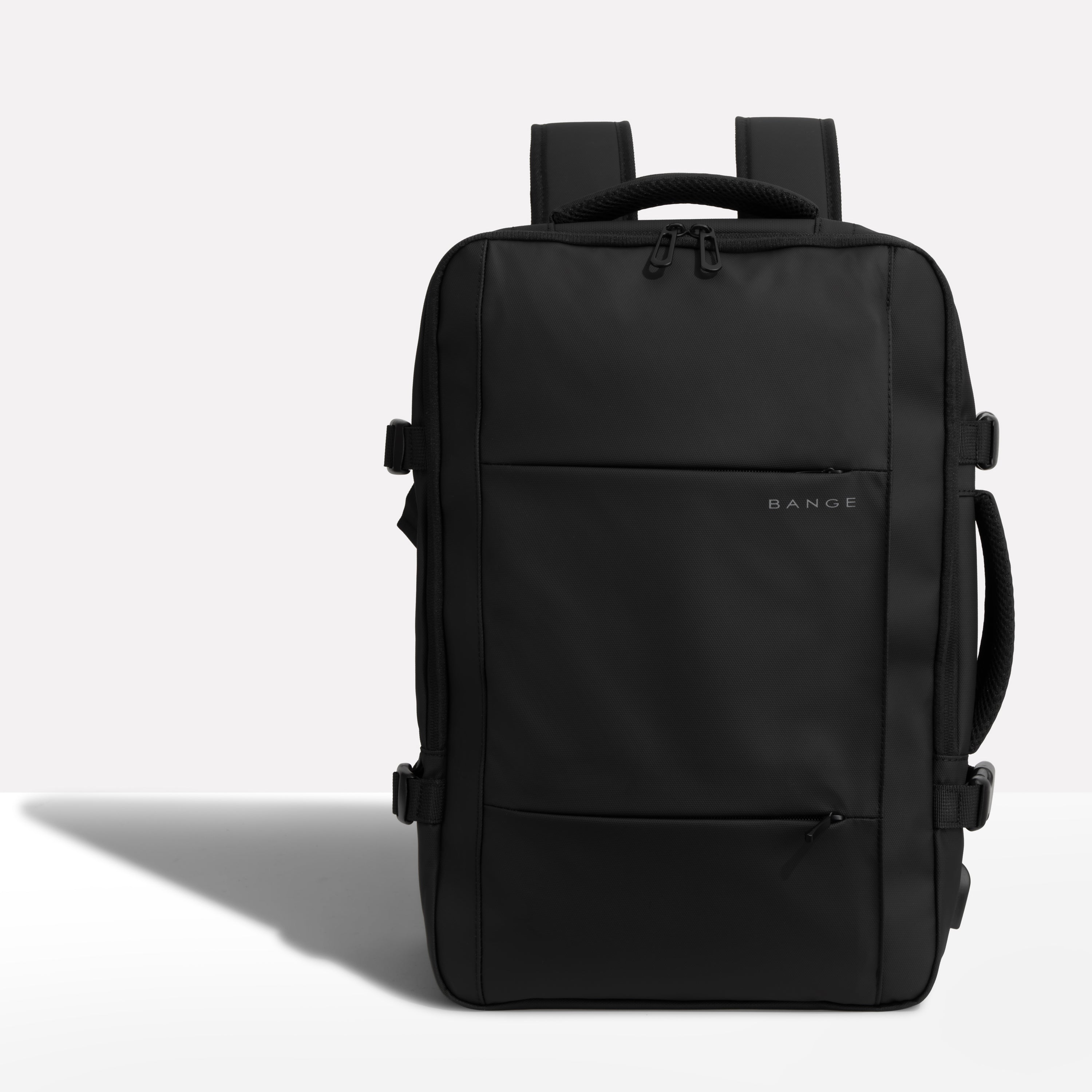 BANGE – Unisex Reiserucksack – Erweiterbar & Handgepäckfreundlich