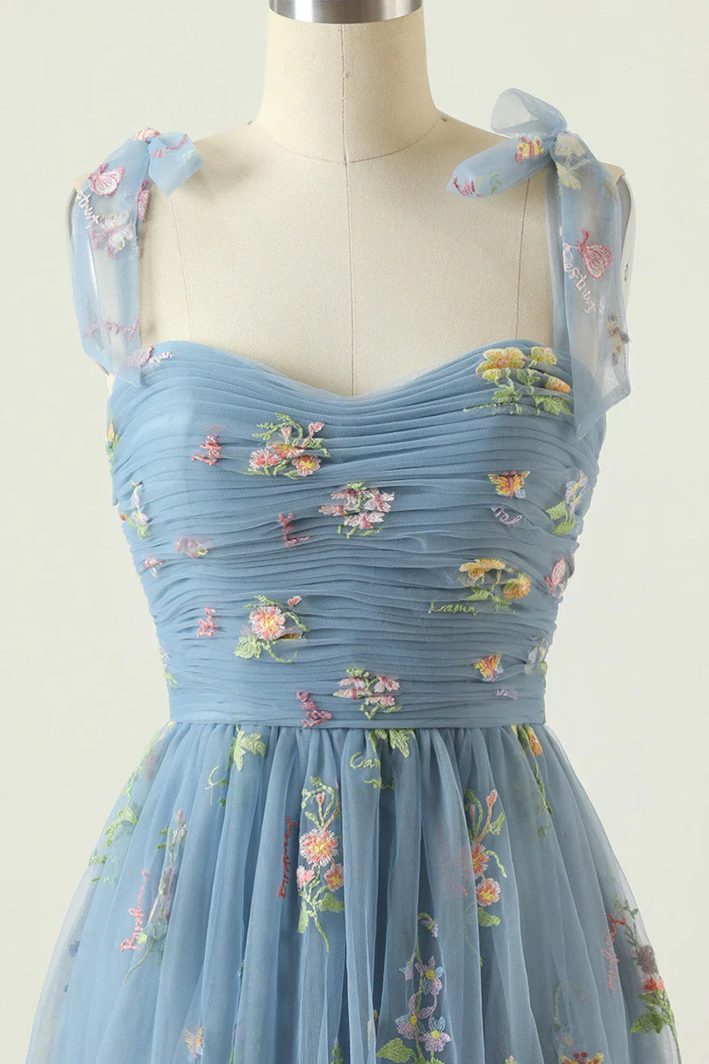 Besticktes Tüll Ballkleid für Frauen – Eleganz für besondere Anlässe
