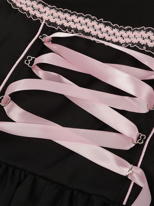Blumenmuster Dirndl – Traditionelle Trachtenmode Damen – Elegant & Vielseitig 1