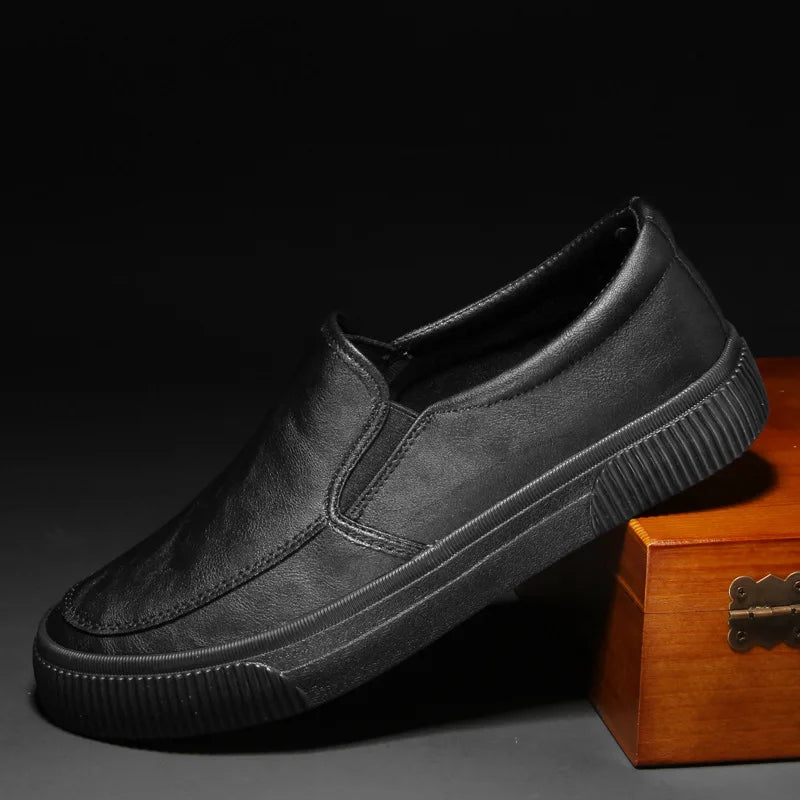 Elegante Leder-Slipper Herren – Luxuriös & Bequem – Ideal für Business und Freizeit