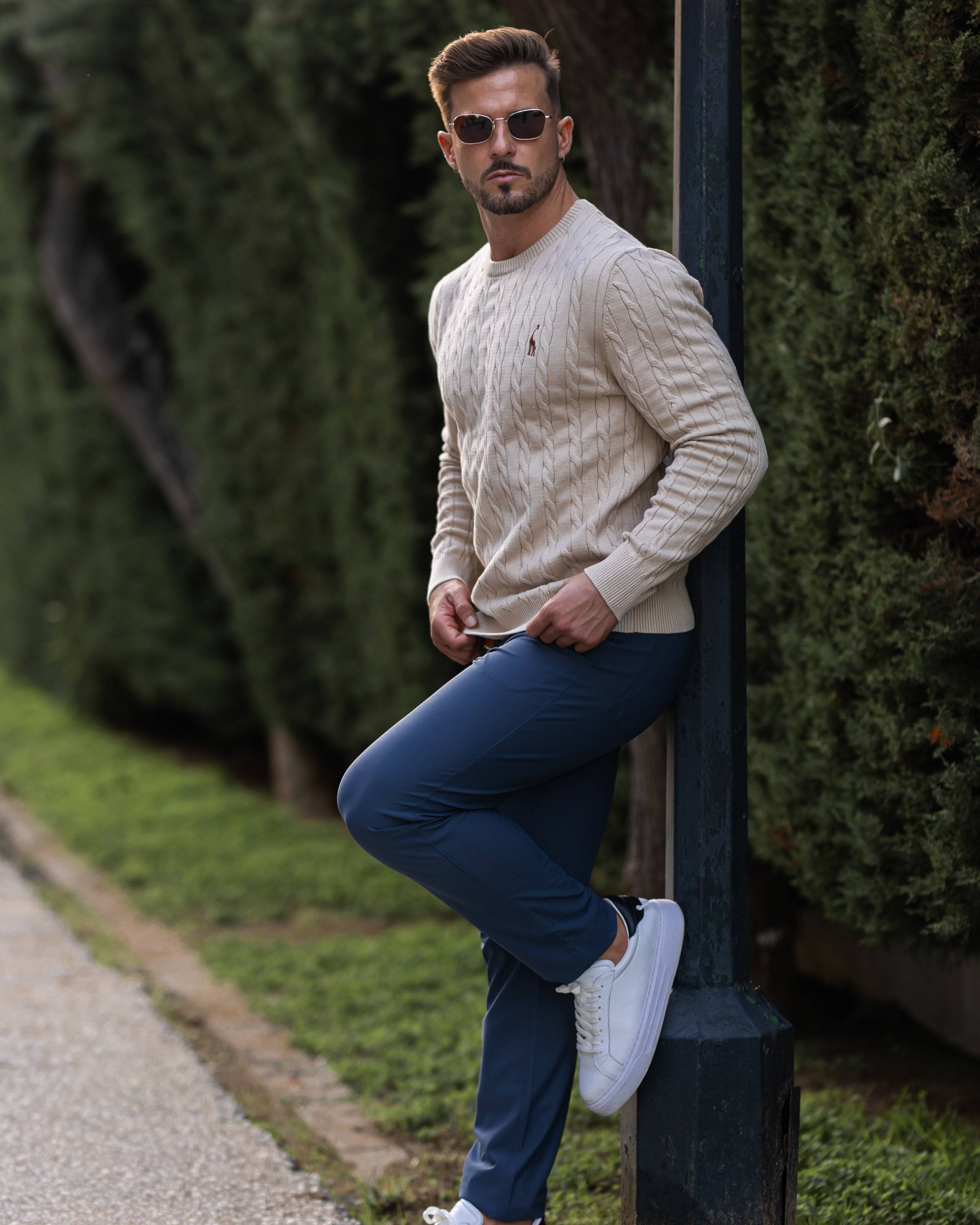 Eleganter Herren Zopfmuster Strickpullover – Hochwertige Baumwolle für Komfort