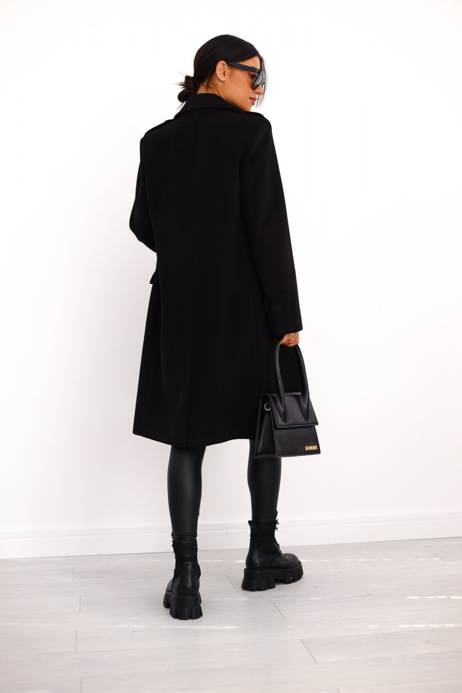 Eleganter Zweireihiger Damenmantel – Stilvoller Schwarz Winter Mantel für Damen