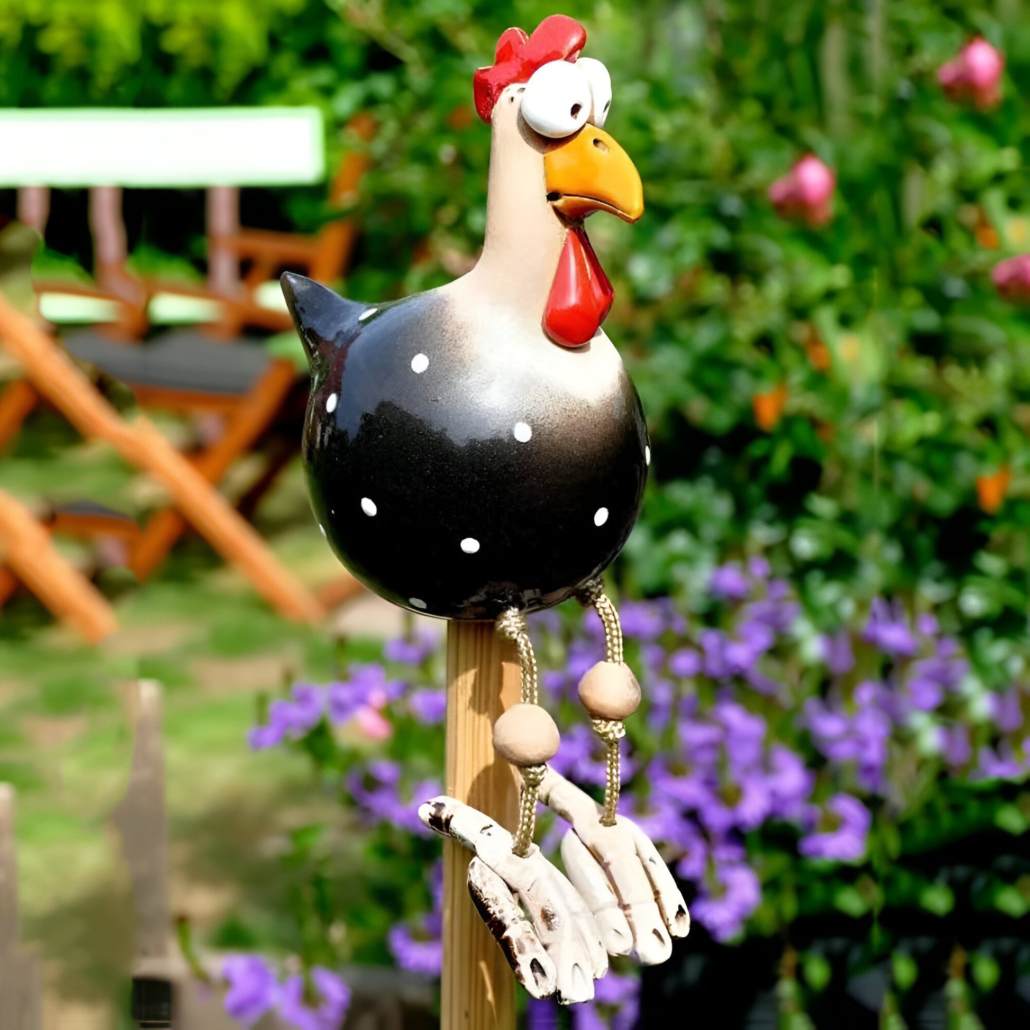 Gartenstatue Lotti – Verspielter Charme für draußen