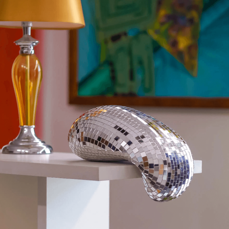 Glissaro – Handgefertigte Deko-Skulptur mit Spiegelmosaik im Disco-Design