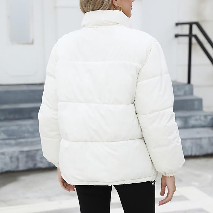 Jana – Damenjacke – Kuschelig & Elegant mit Daunenfüllung