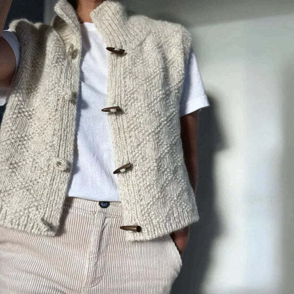 Jennie – Ärmelose Strickweste Damen – Minimalistisch & Vielseitig