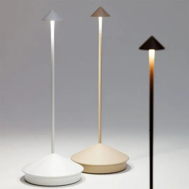 Kabellose LED-Tischlampe – Dimmbar & Wasserfest – Perfekt für Innen- und Außenbereiche