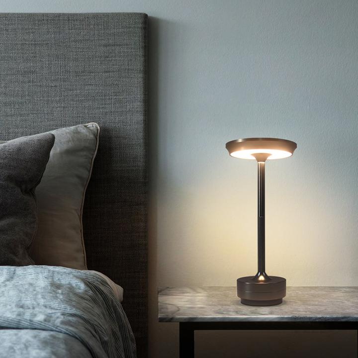 Kabellose Tischlampe – Wiederaufladbar & Wasserdicht – Ideal für Innen- und Außenbereich