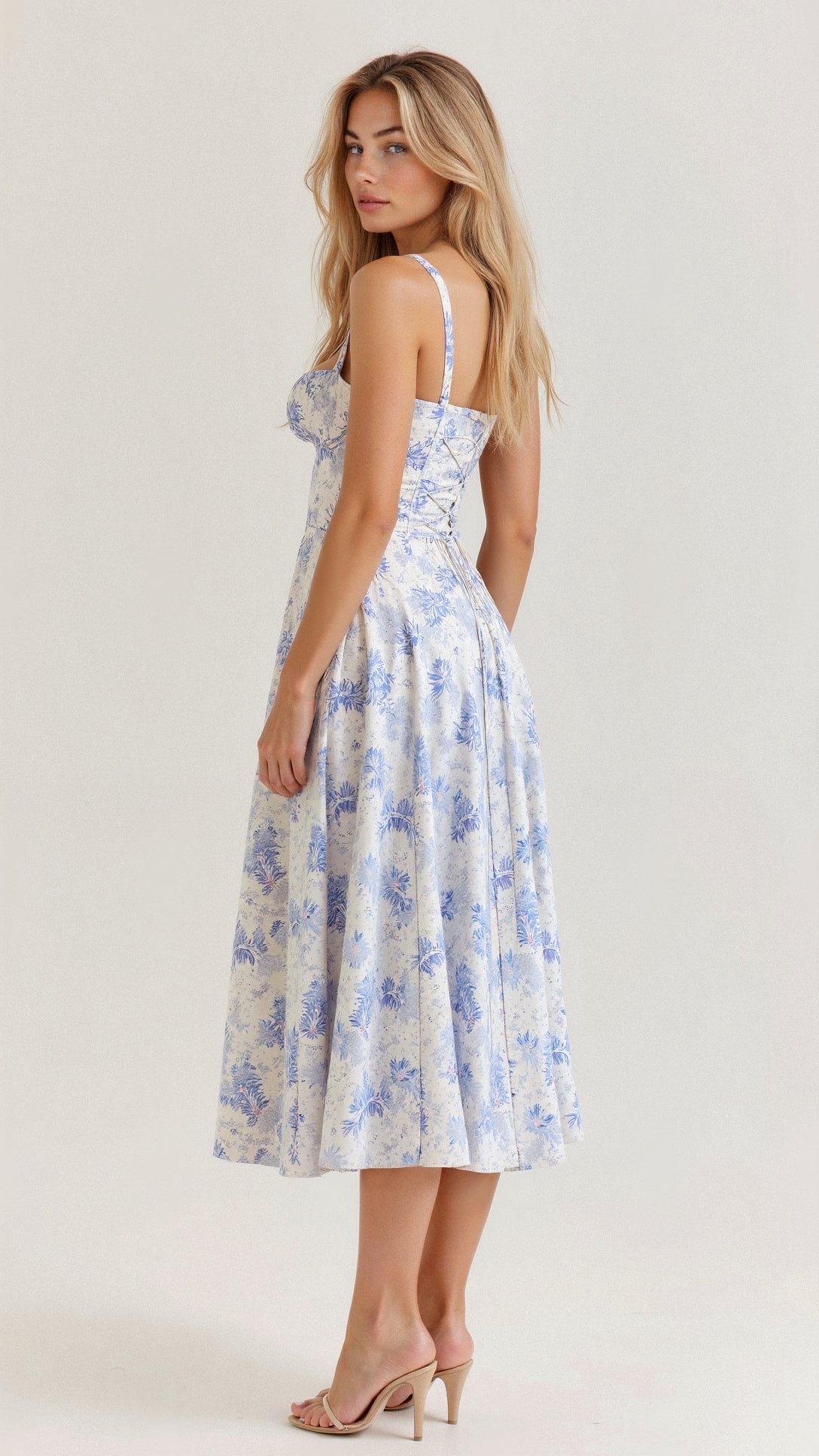 Kiana – Midikleid Sommer – Figurbetont & Fließend für Hochzeitsgäste