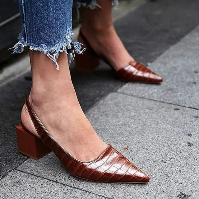 Lara – Slingpumps – Bequeme schwarze Pumps mit elegantem Design 0