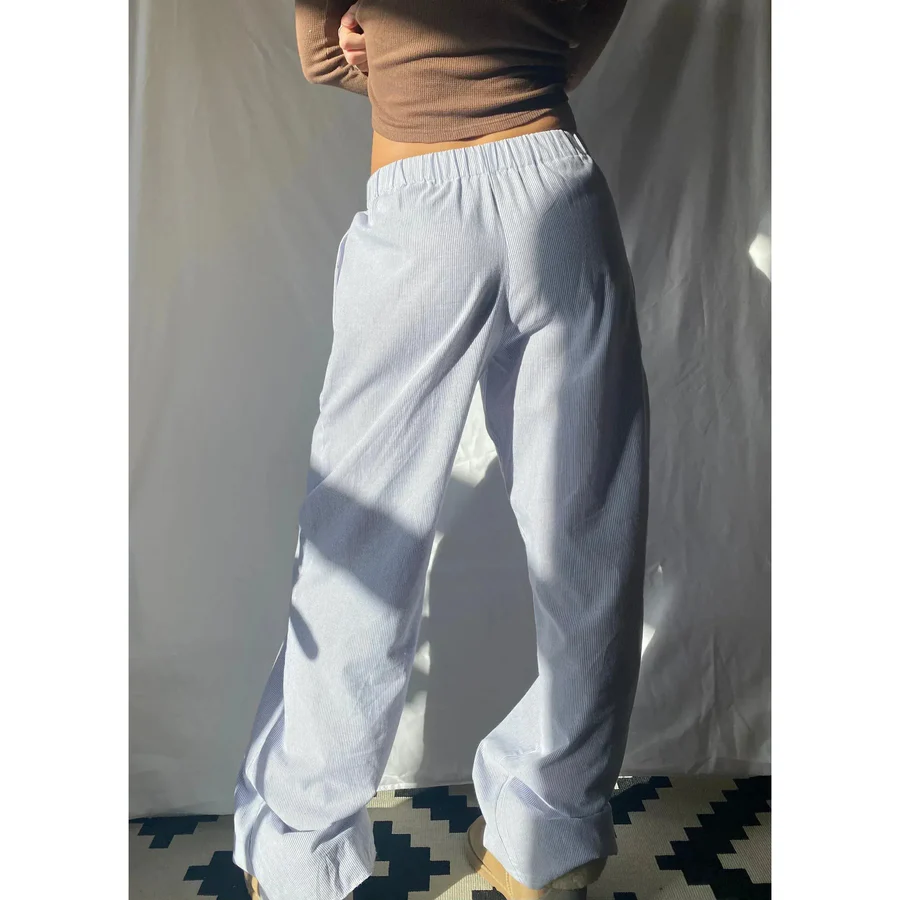 Loungehose Damen – Bequem & Stilvoll – Weites Beindesign mit Streifendruck