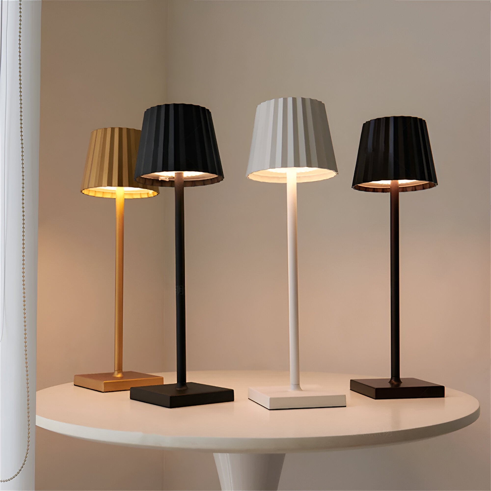 Lumina – Kabellose LED-Tischlampe mit Touchfunktion & Akku