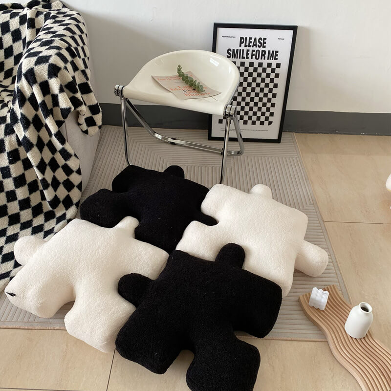 Puzzia – Kuscheliges Deko-Kissen im Puzzle-Design