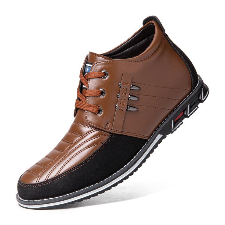 Schwarze Stiefeletten mit Nietenschnürung für Herren – Stilvoller und bequemer Business-Casual