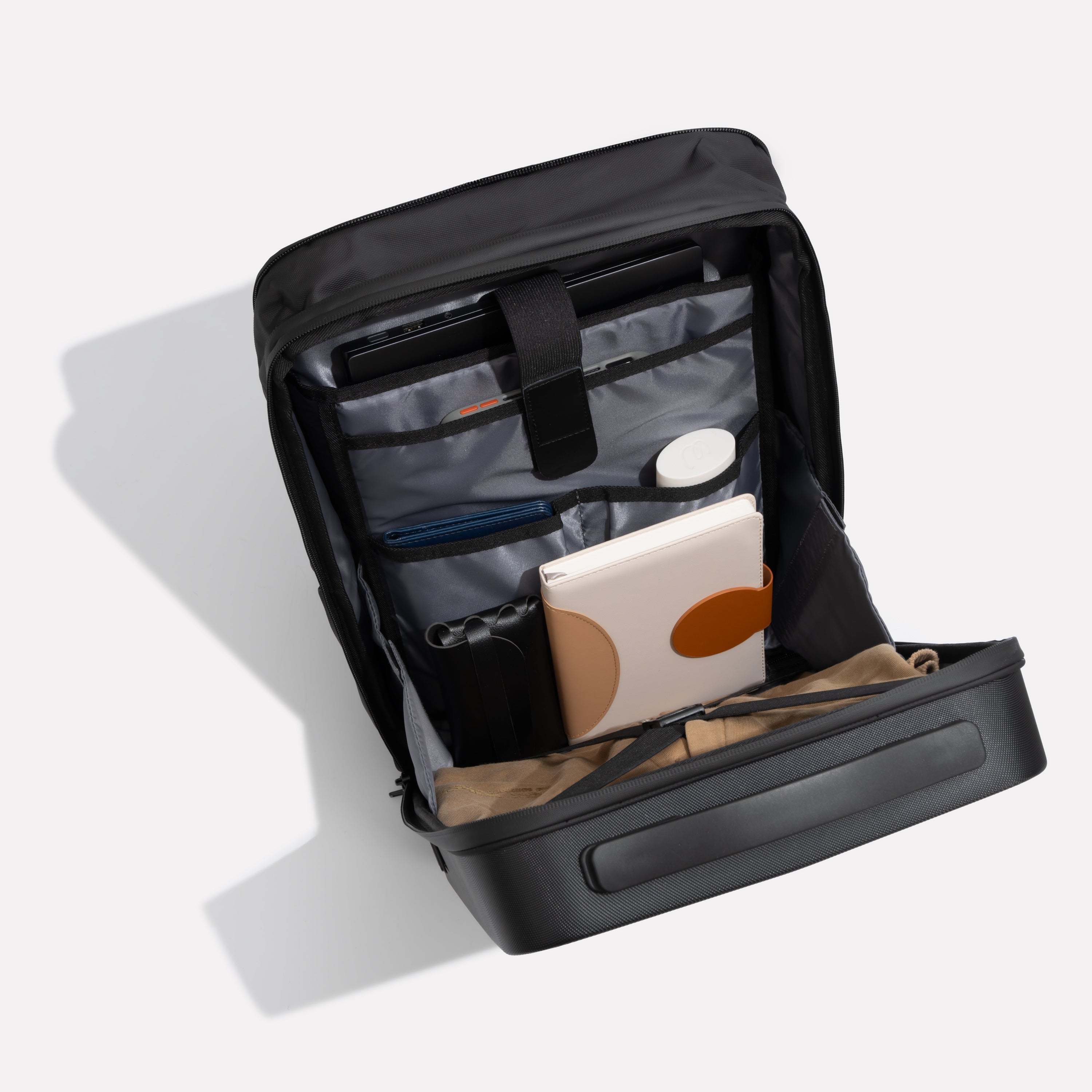 TechArmor – Herren Rucksack – Geräumig mit USB-Ladeanschluss & Ergonomischem Design