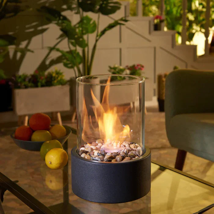 Tischlaterne – Modernes Design & Wetterfest – Ideal für Gemütliche Abende Drinnen und Draußen