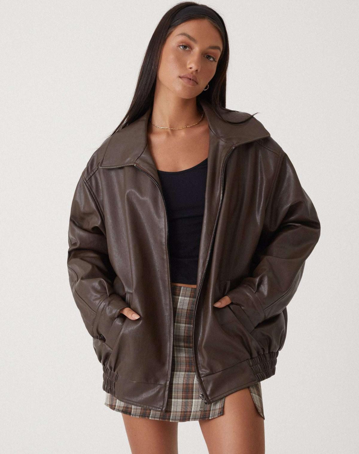 Trendige Lose Lederjacke für Damen – Stilvoll und Vielseitig im Bitter Schokolade 2