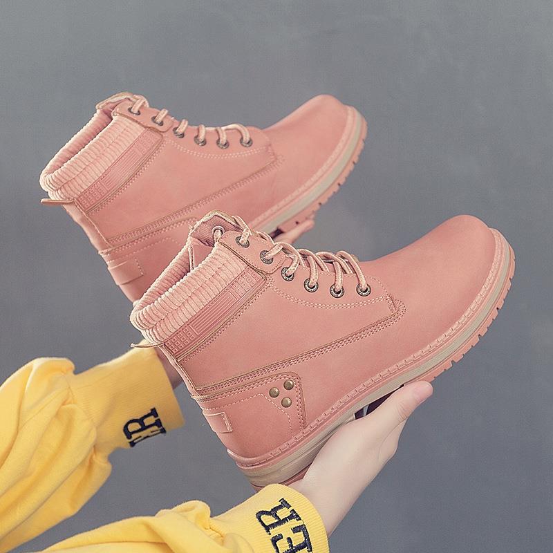 Trendy – Damen Stiefel – Bequem & Warm für Wintertage 1