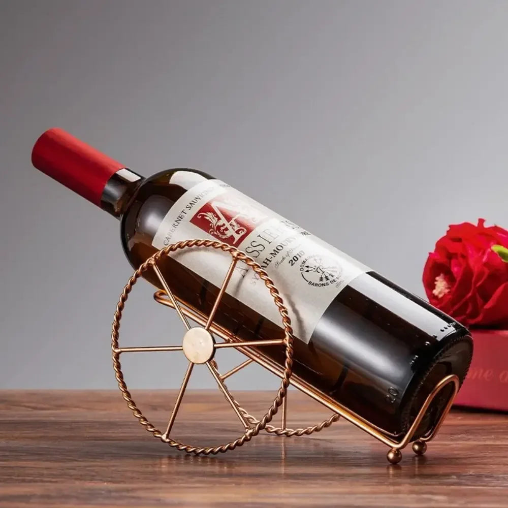 Vintagiro – Retro Weinregal aus Metall mit Eisenrädern (Bronze)
