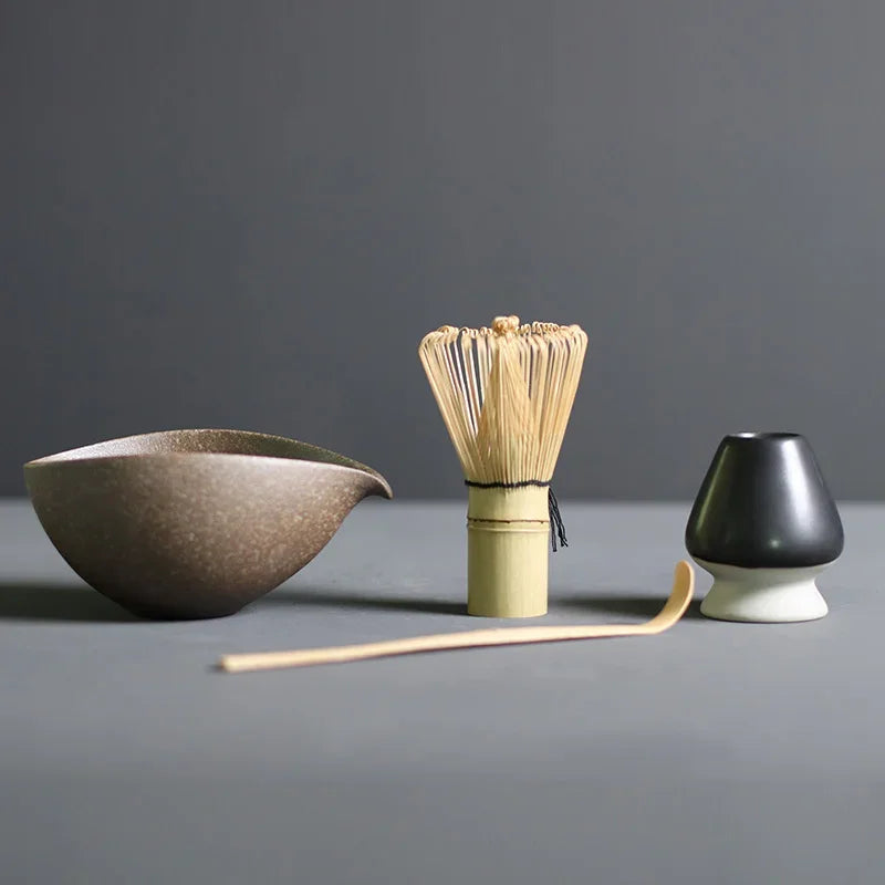 YUKIRO – 4-teiliges Matcha Set im traditionellen japanischen Stil